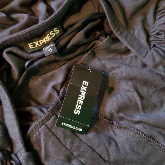 NEW Express grey M sparkle halter tank top - Picture 6 of 6